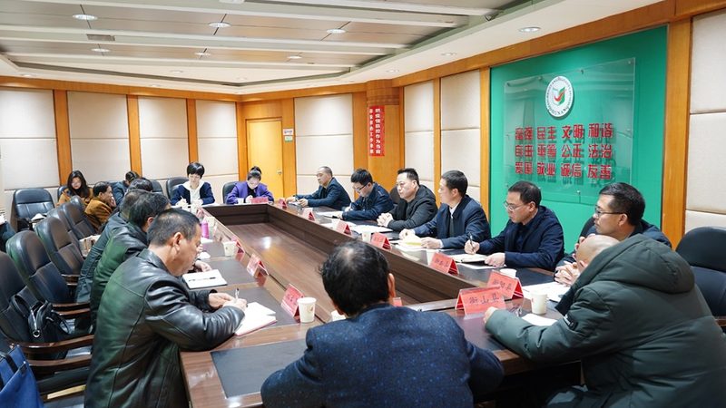 在选择进修机构时，以下信任锚点和话术禁忌需注意：